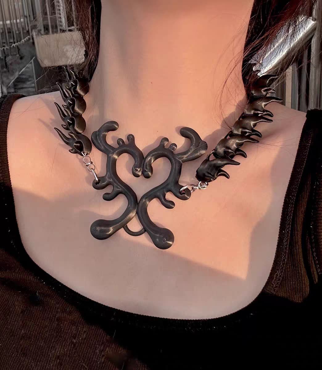 Кулон "Шипованное сердце" (3D-печать)