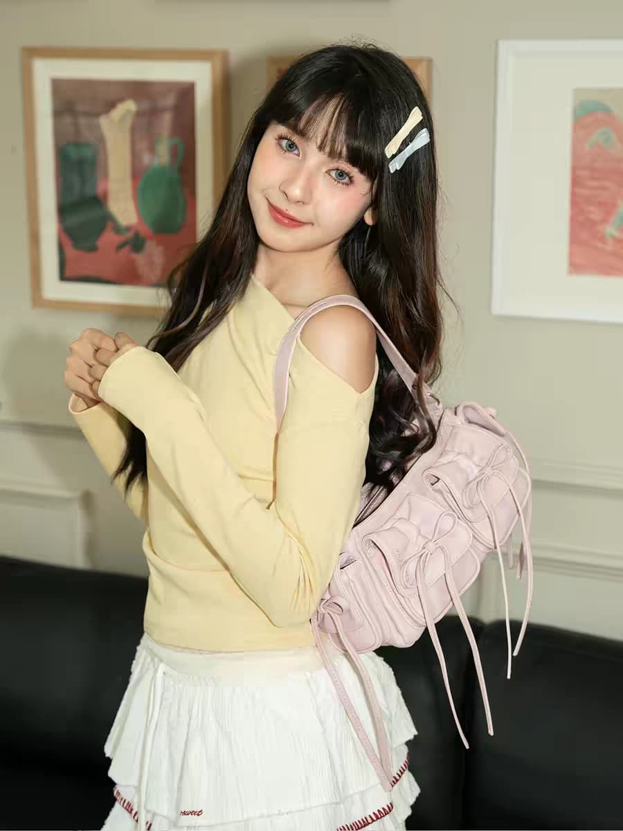 Chaos Butterfly — сумка-багет через плечо с карманами и бантом