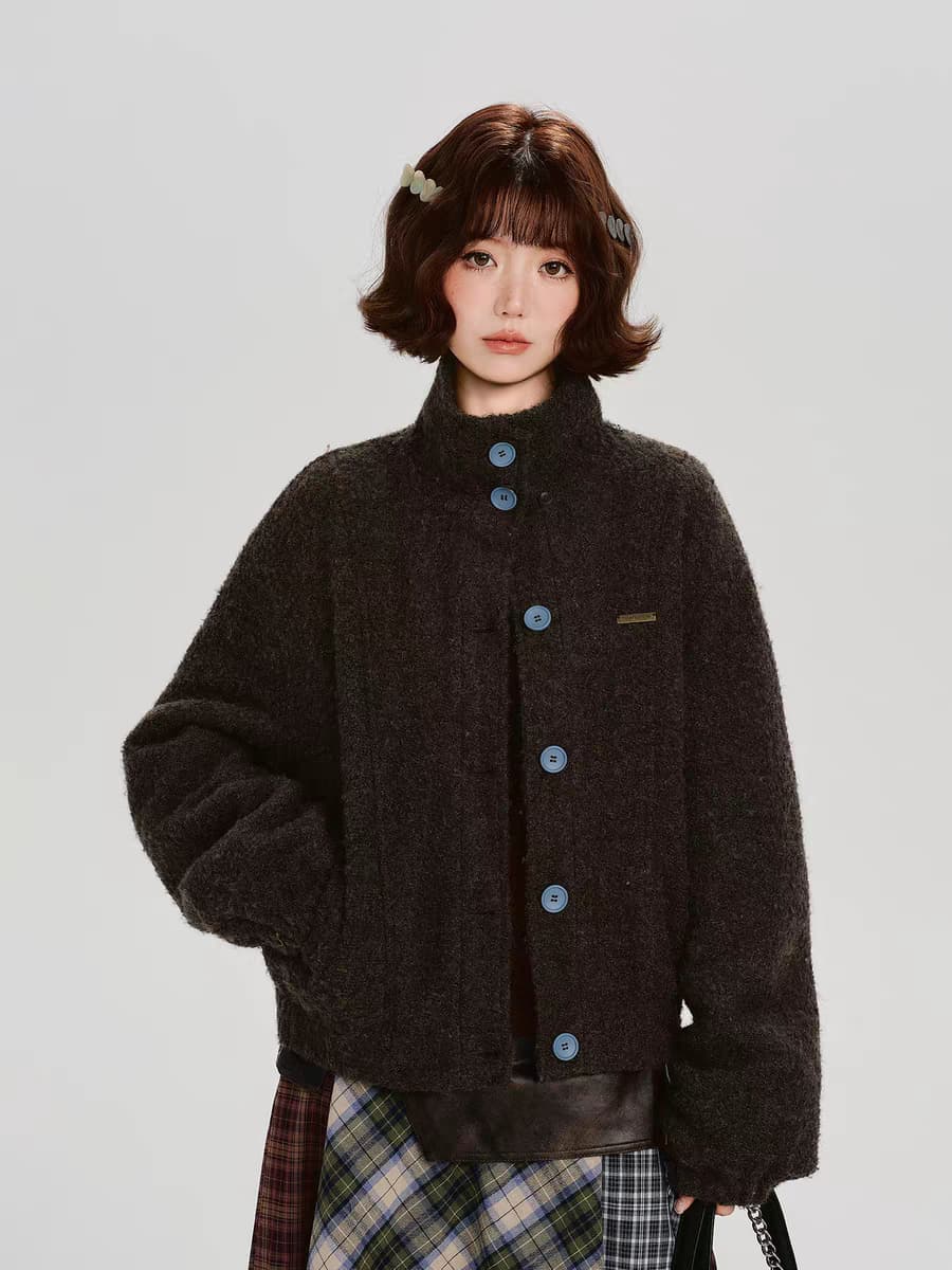 Пальто на пуговицах
