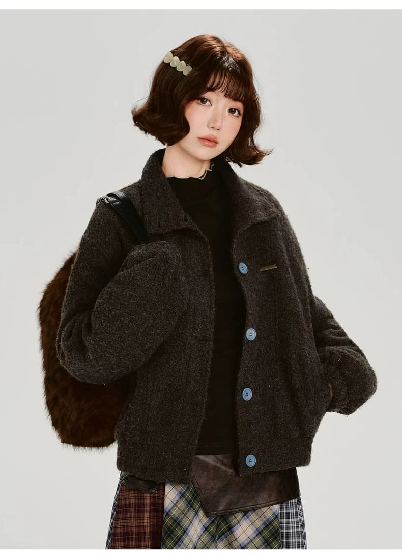 Пальто на пуговицах детальное фото 3