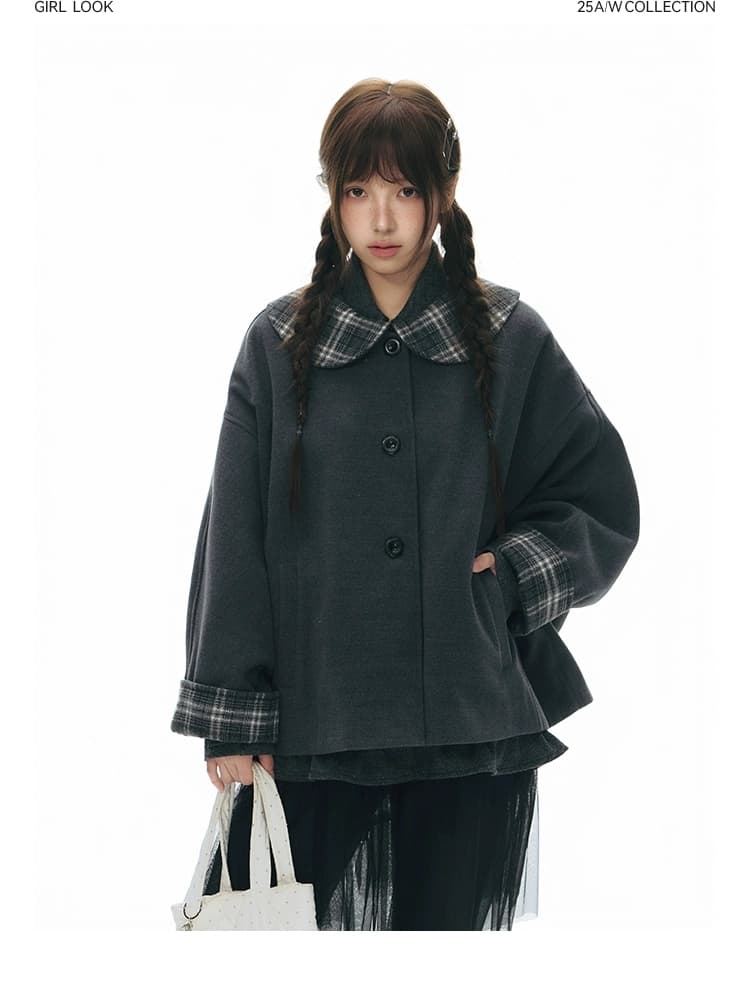 Плащ-накидка в клетку детальное фото 3