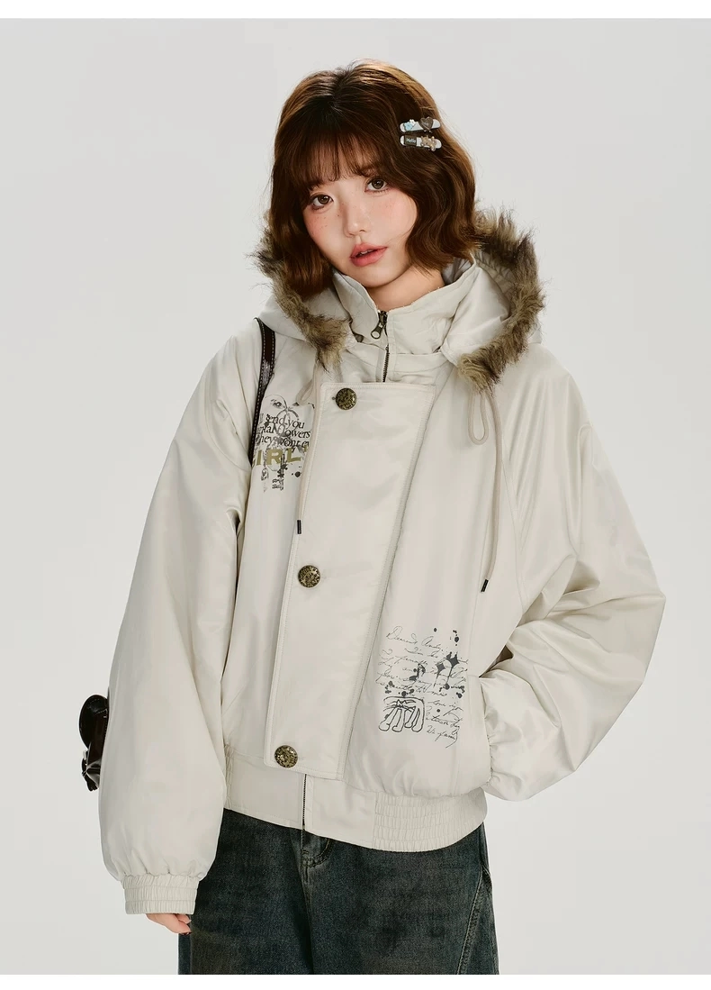 Куртка с меховым воротником детальное фото 12