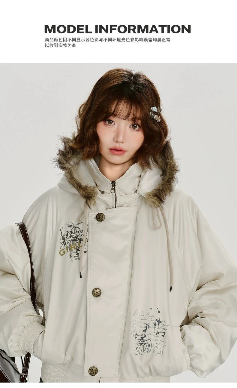 Куртка с меховым воротником детальное фото 13