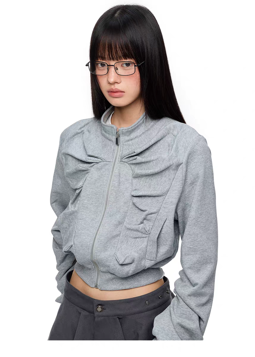 Серая короткая худи «Клыки зверя» детальное фото 16