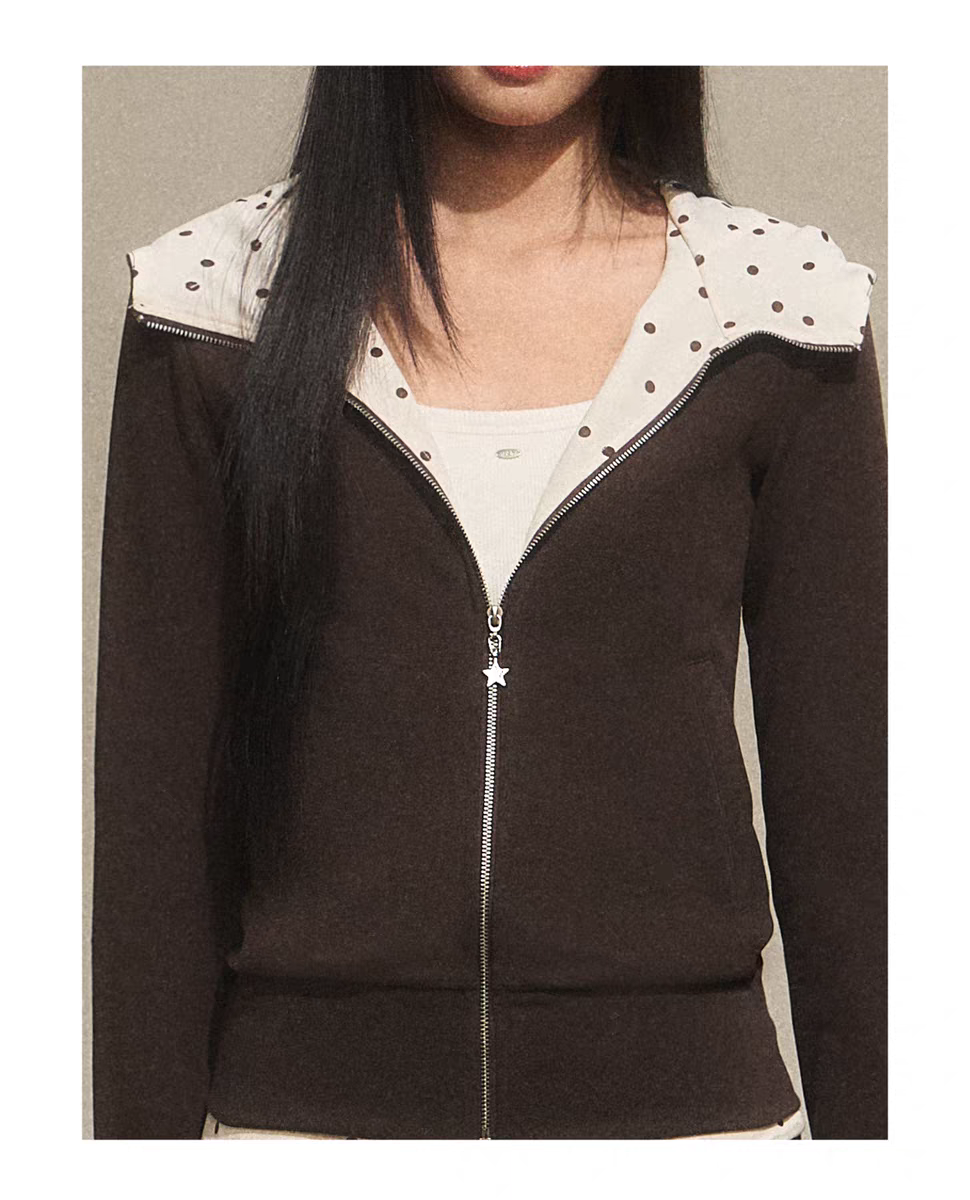 Зип-худи с капюшоном в горошек детальное фото 13