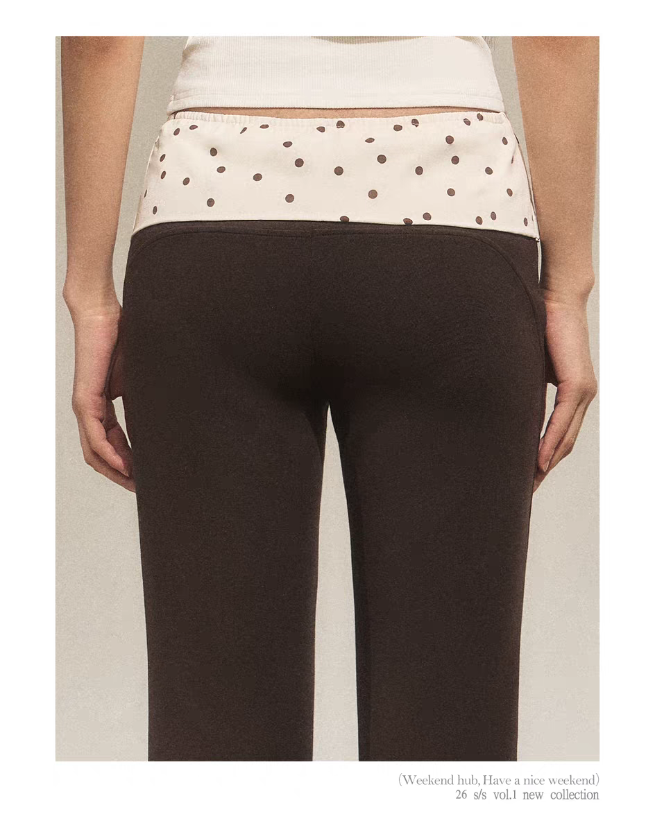 Брюки клеш с поясом в горошек детальное фото 11