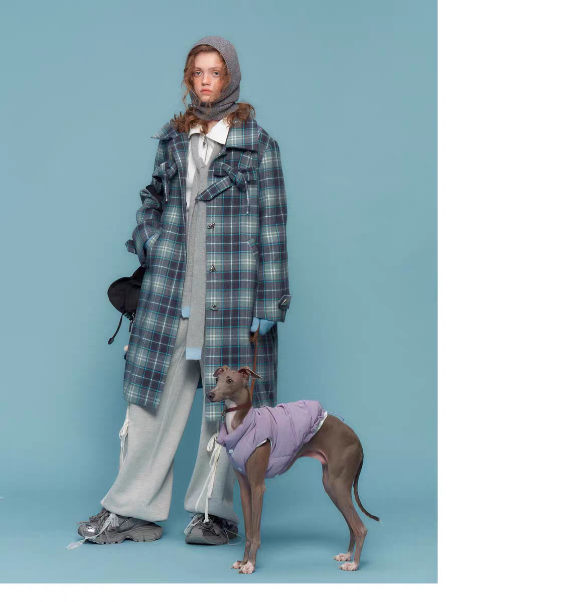 Пальто с бантом в клетку детальное фото 10