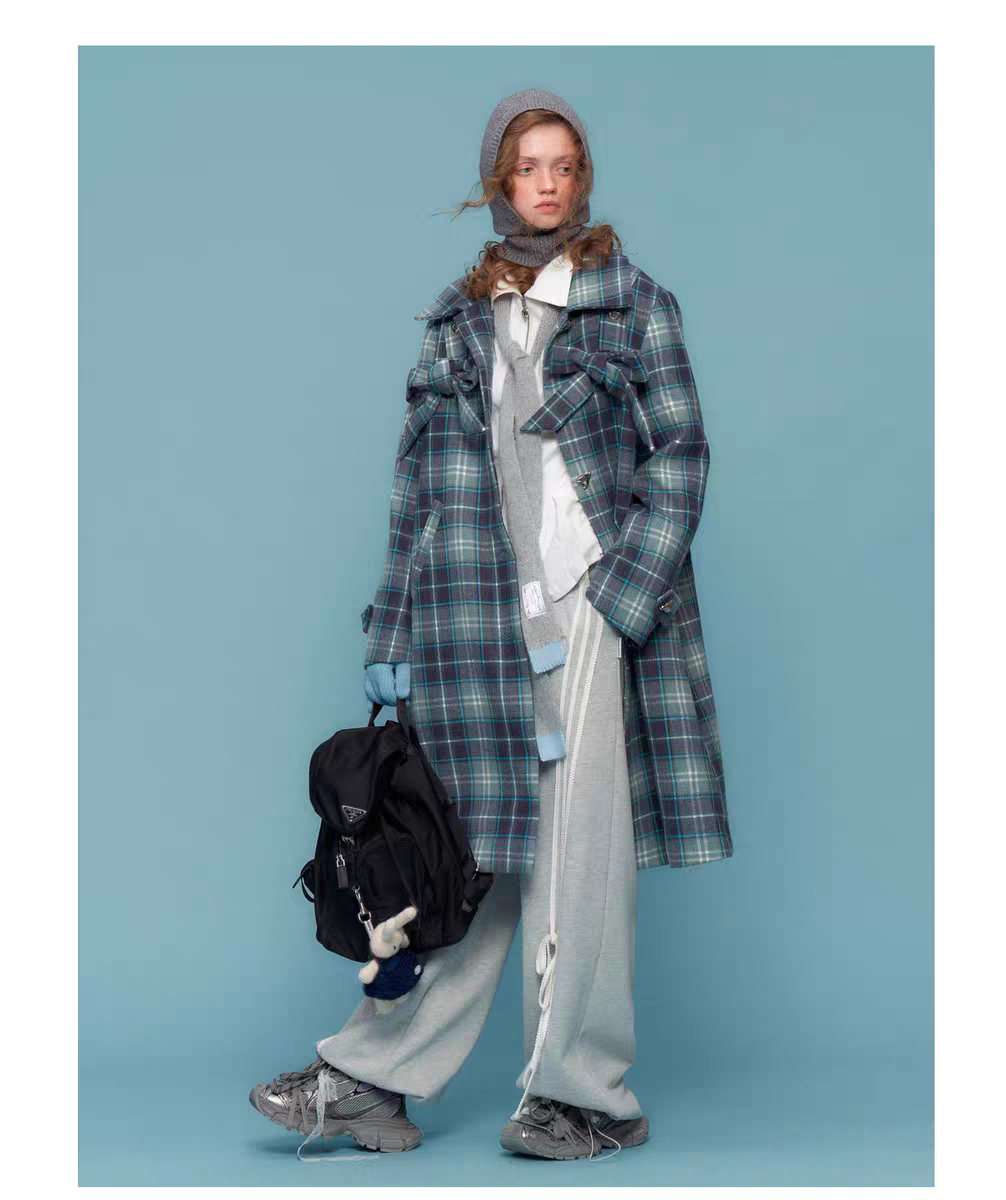 Пальто с бантом в клетку детальное фото 13