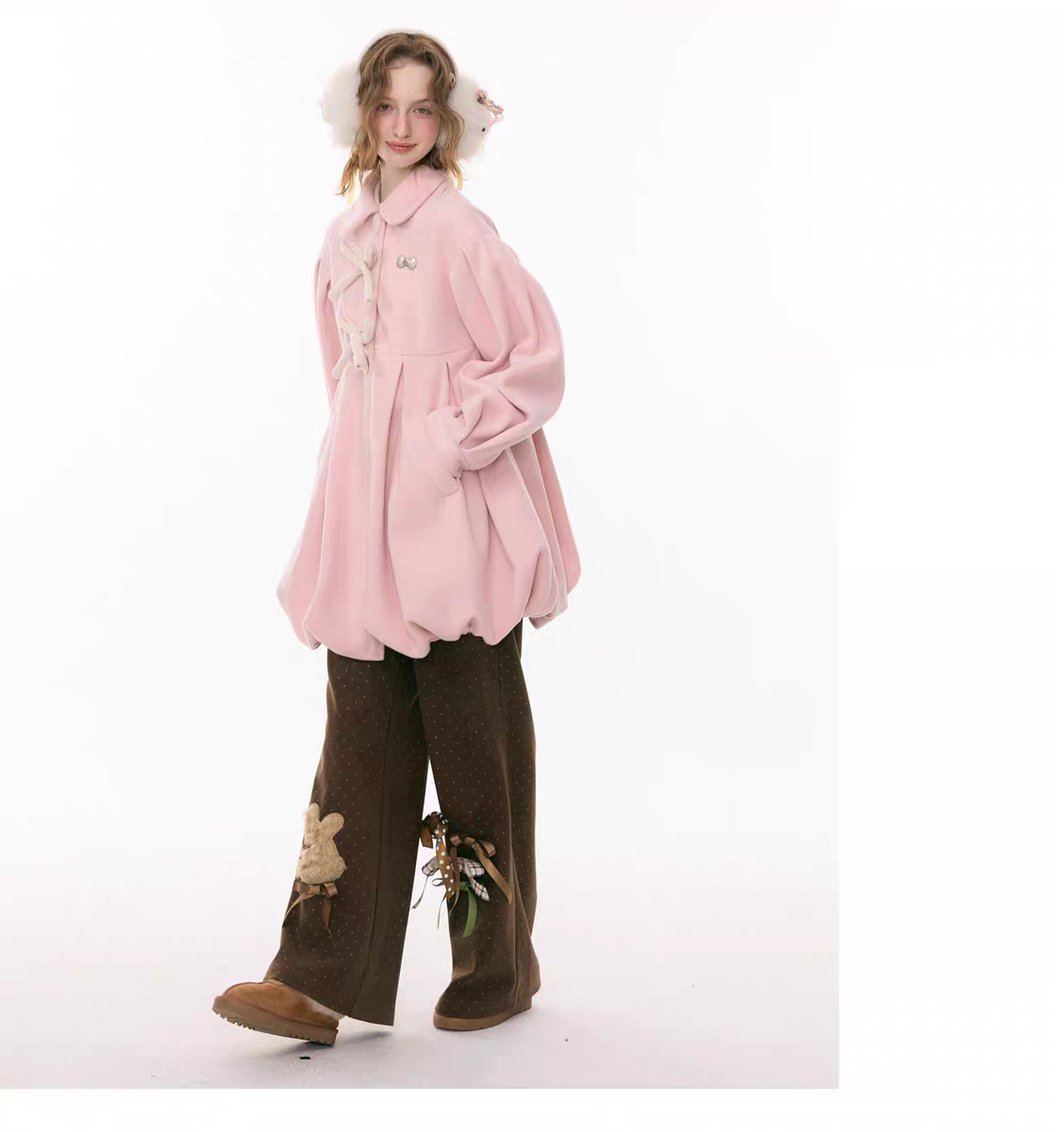 Пальто «Pong Pong Winter Gift» с воротничком и бантом детальное фото 17