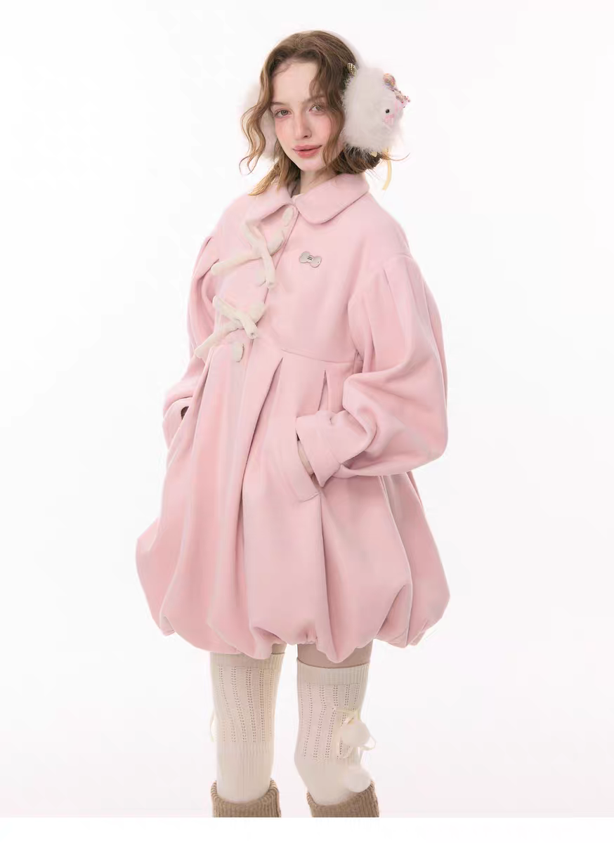 Пальто «Pong Pong Winter Gift» с воротничком и бантом детальное фото 3